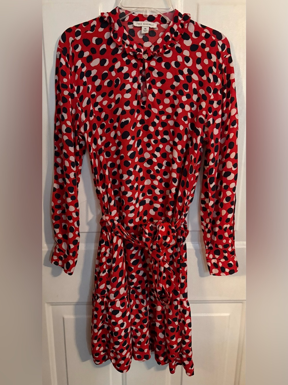 Free Assembly Red Abstract Spot Ruffle-Hem Tunic XS - Picture 13 of 14
